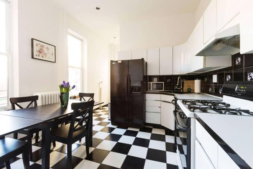 4 Bedroom Nyc Apartment ニューヨーク エクステリア 写真